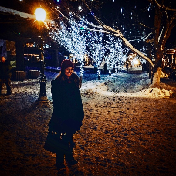 Meet your Posher, Natasha - Picture 3 of 4